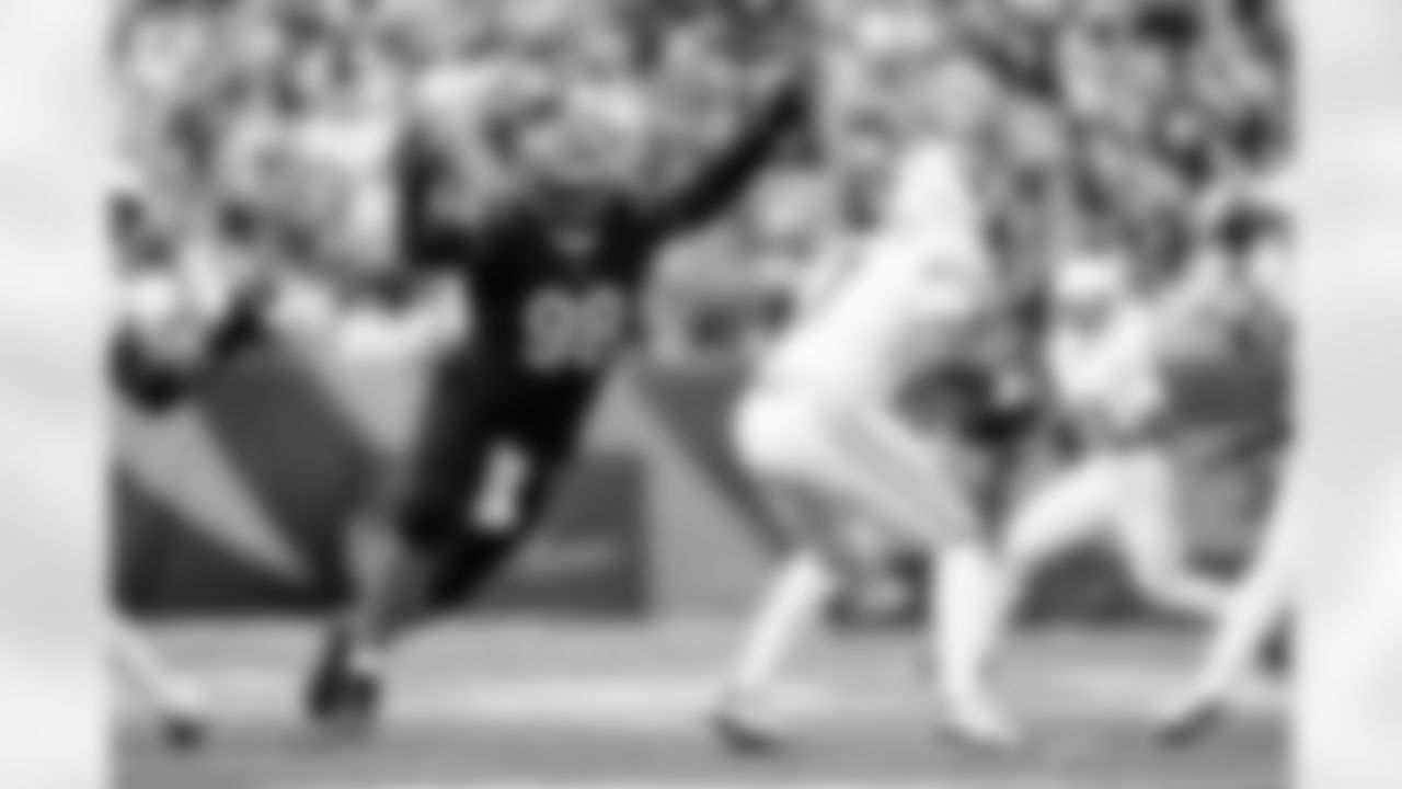 DT T.J. Slaton Jr. sacks Cardinals QB Jacoby Brissett during Week 17 against the Arizona Cardinals at Paycor Stadium, Sunday, Dec. 28, 2025.