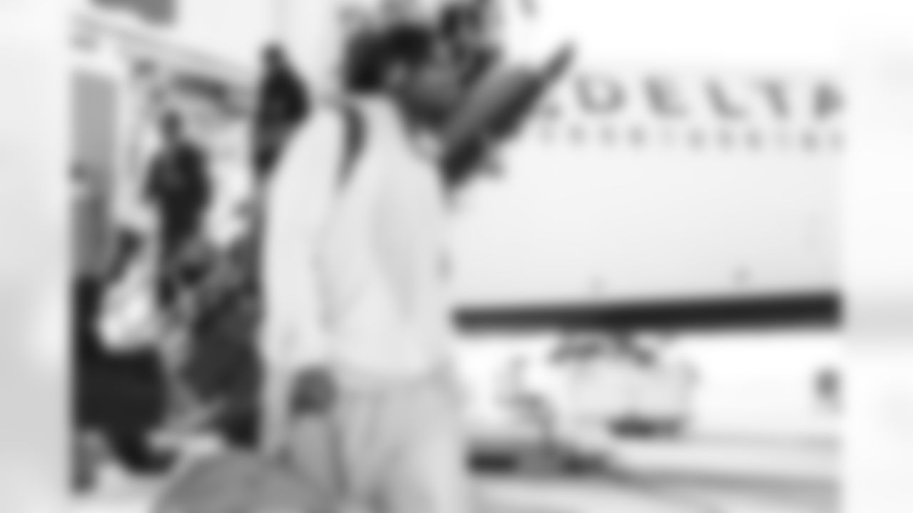 DE Shemar Stewart travels to Miami ahead of Week 16 against the Dolphins, Saturday, Dec. 20, 2025.