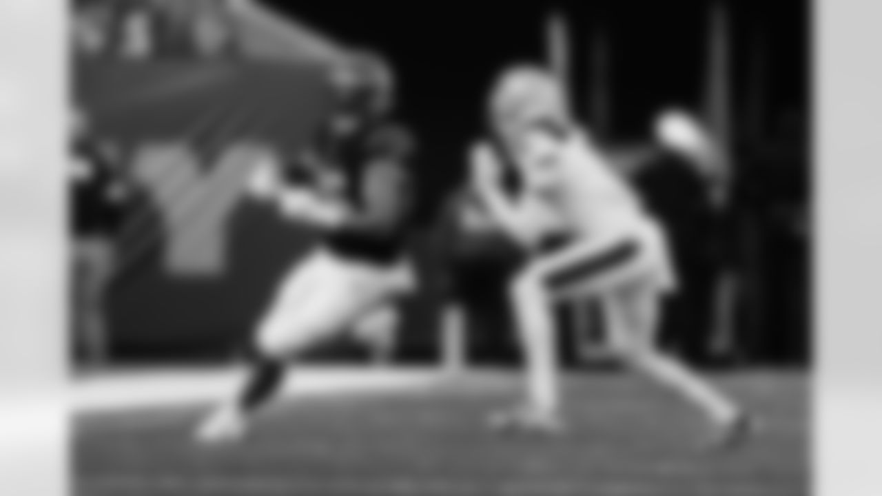 TE Noah Fant runs after the catch during Week 12 against the New England Patriots at Paycor Stadium, Sunday, Nov. 23, 2025.