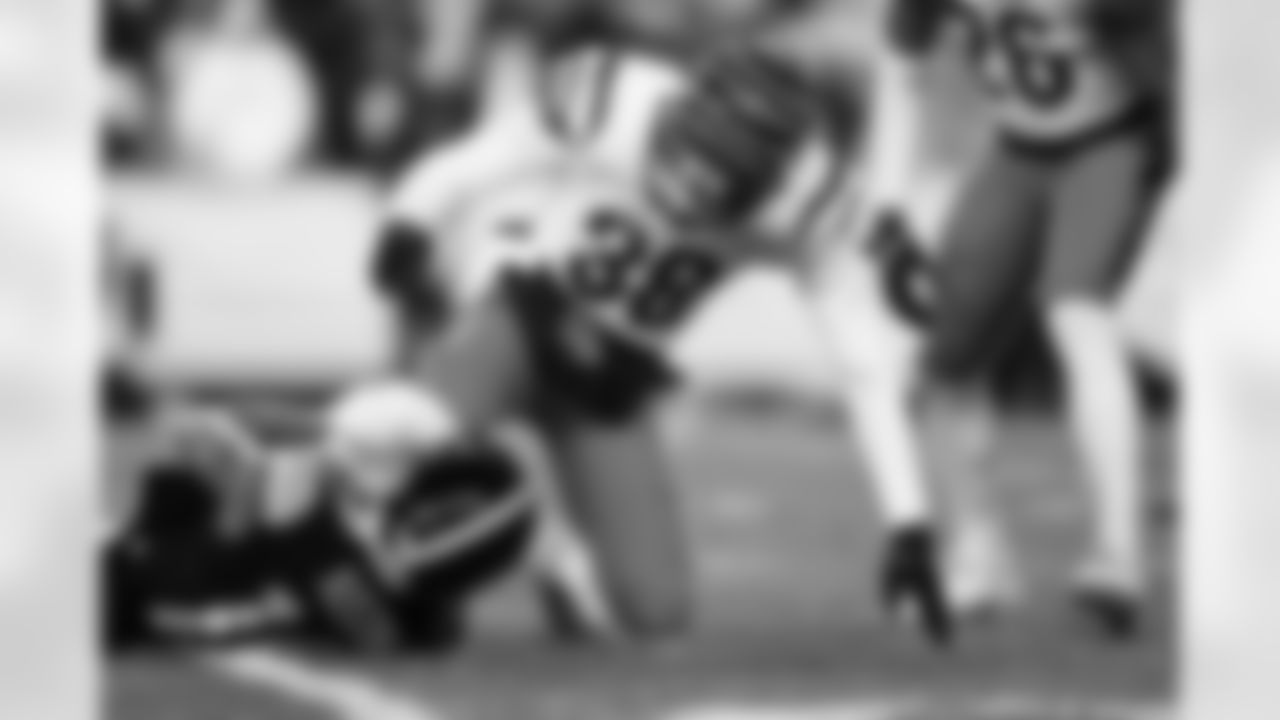 CB DJ Ivey