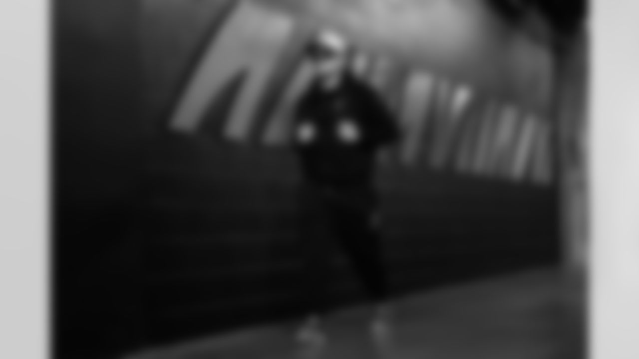 LS William Wagner arrives to Paycor Stadium ahead of Week 18 against the Cleveland Browns, Sunday, Jan. 4, 2026.