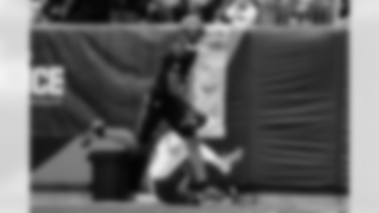 WR Tee Higgins scores a touchdown during Week 9 against the Chicago Bears at Paycor Stadium, Sunday, Nov. 2, 2025.