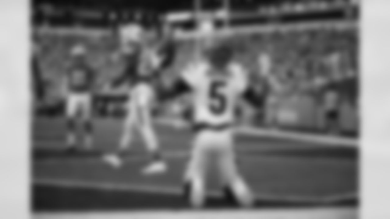 WR Tee Higgins celebrates a touchdown during Week 16 against the Miami Dolphins at Hard Rock Stadium, Sunday, Dec. 21, 2025.