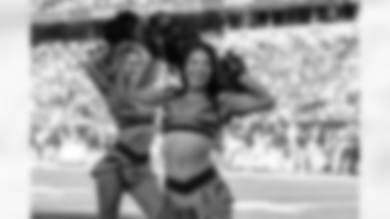 251123-133903970-DWC35709