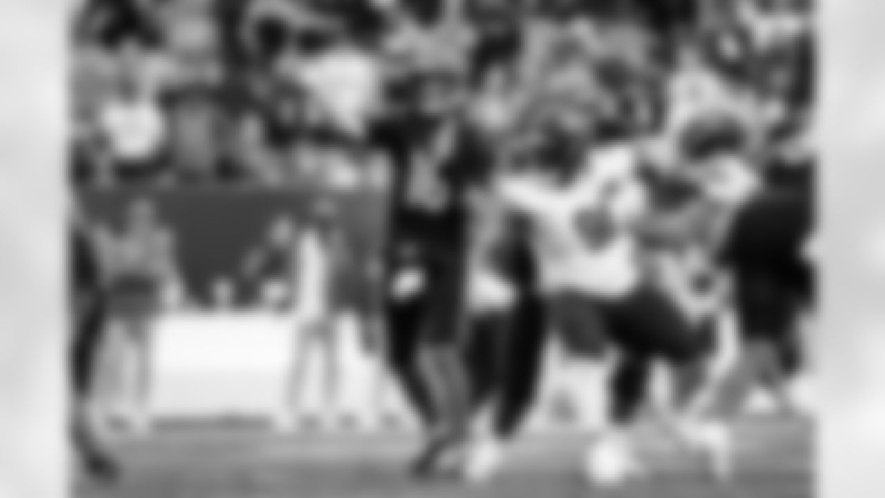 QB Joe Flacco throws the ball during Week 9 against the Chicago Bears at Paycor Stadium, Sunday, Nov. 2, 2025.