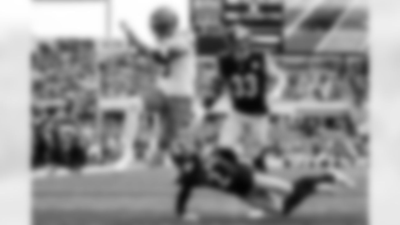 WR Tee Higgins scores a touchdown during Week 11 against the Steelers in Pittsburgh, Sunday, Nov. 16, 2025.