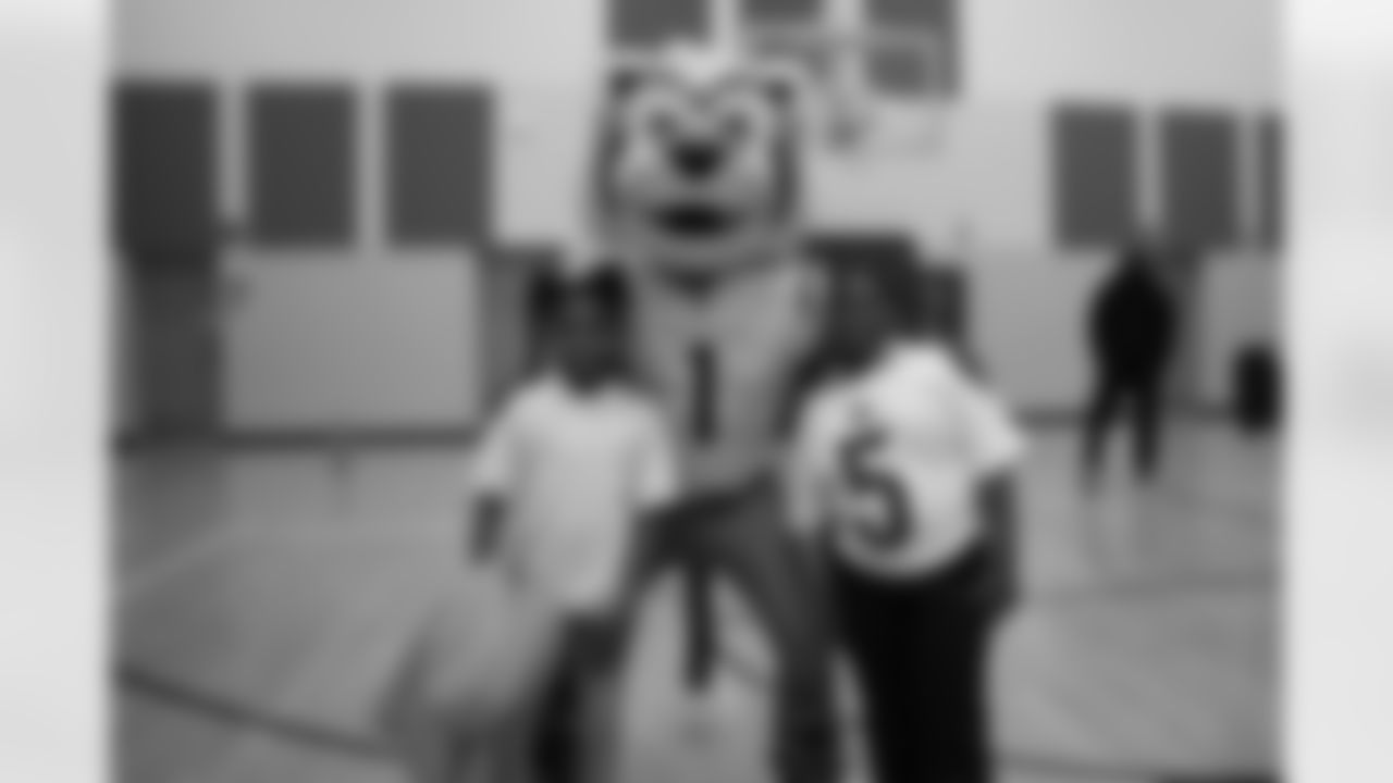 NFL Flag In Schools Event (32 of 37)