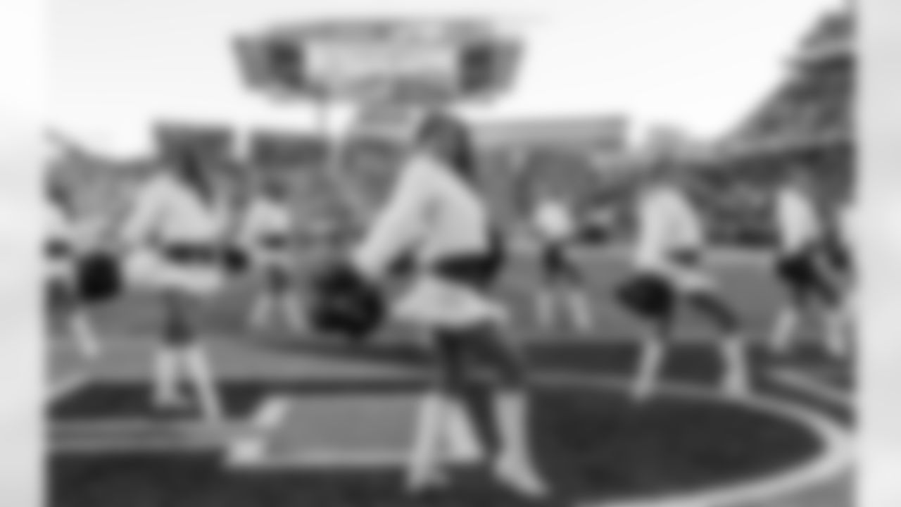 251214-133502900-DWC32330