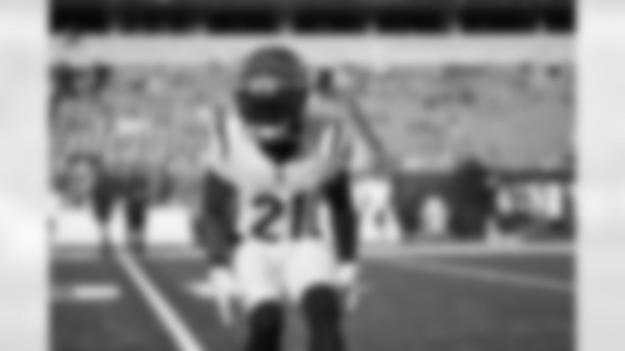 Cornerback Mike Hilton warms up before the Bengals' first preseason game against the Tampa Bay Buccaneers.