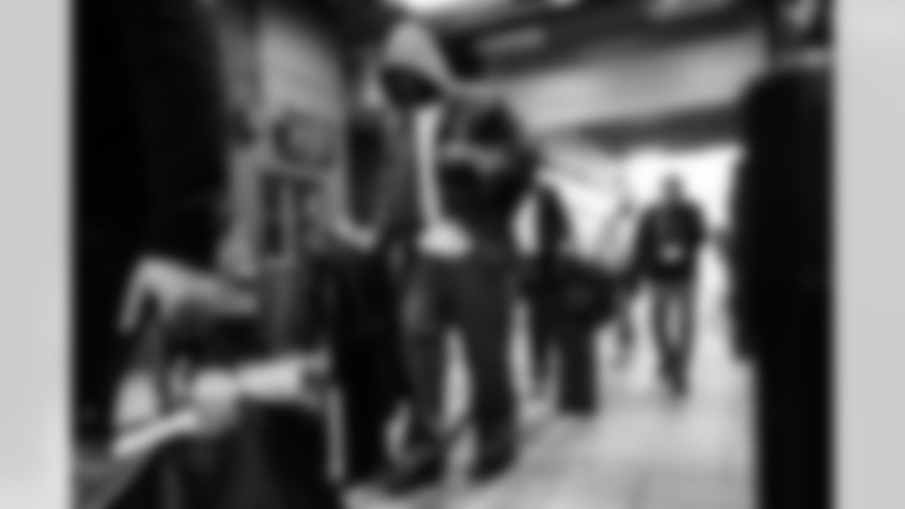 WR Tee Higgins arrives at Highmark Stadium ahead of Week 14 against the Buffalo Bills, Sunday, Dec. 7, 2025.