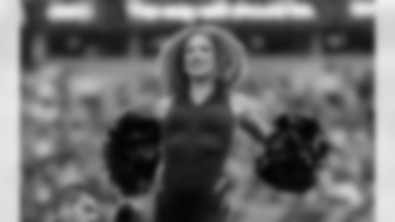 251102-141403000-DWC54365