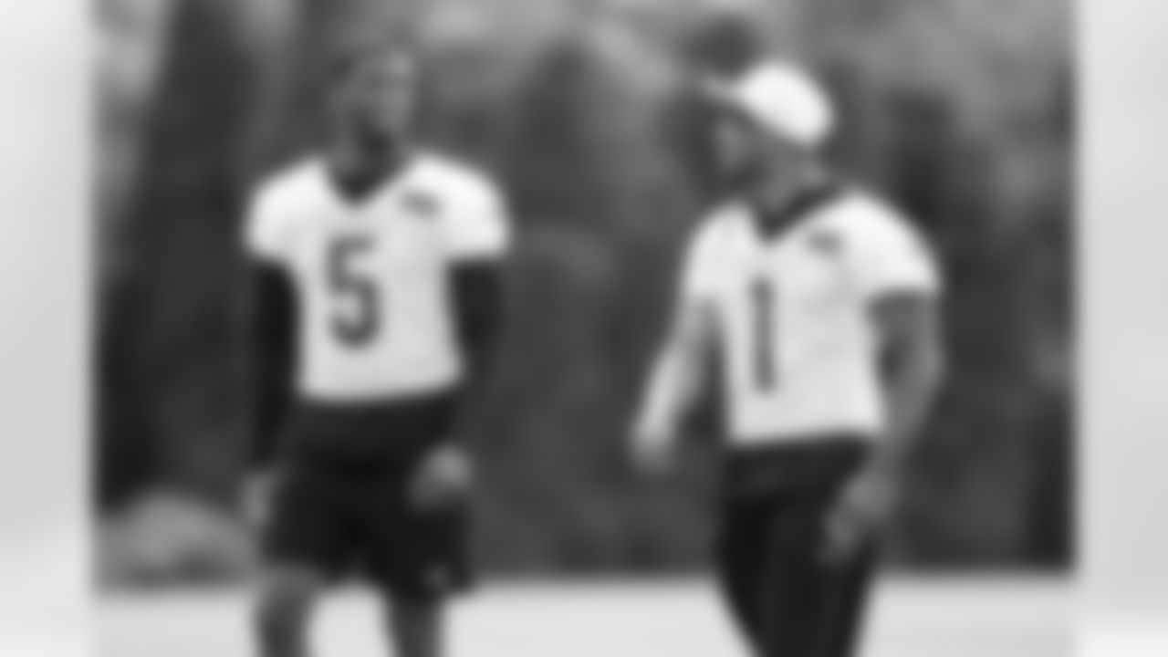 WRs Tee Higgins and Ja'Marr Chase during phase two of offseason workouts at Kettering Health Practice Fields, Wednesday, May 7, 2025.