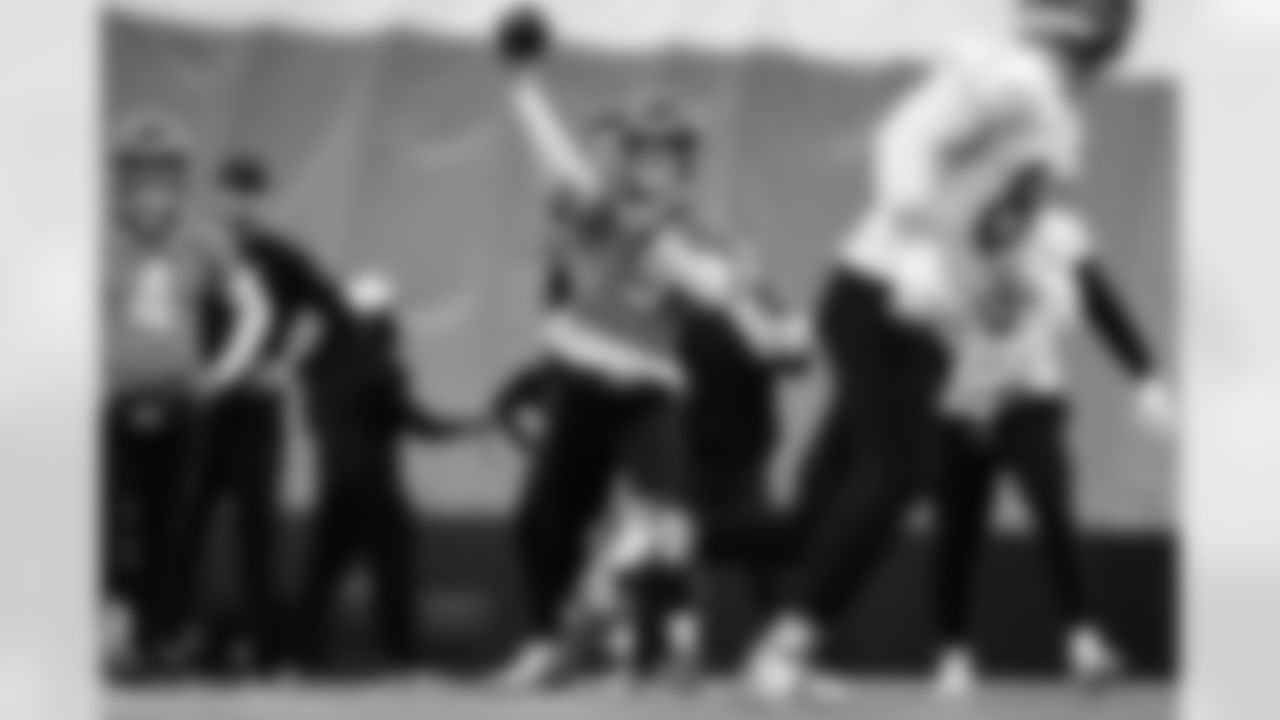 QB Joe Burrow throws a pass during practice at the IEL Indoor Facility, Monday, Nov. 10, 2025.