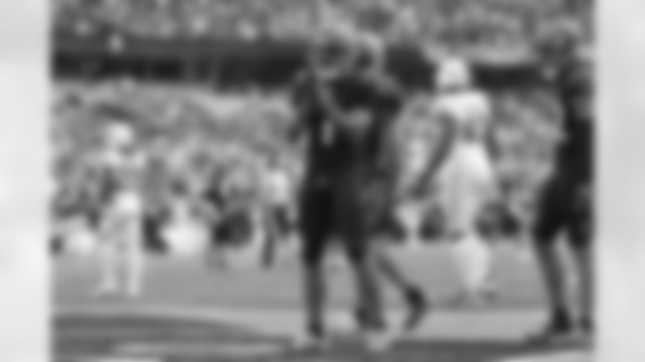 WR Ja'Marr Chase celebrates a touchdown during Week 17 against the Arizona Cardinals at Paycor Stadium, Sunday, Dec. 28, 2025.