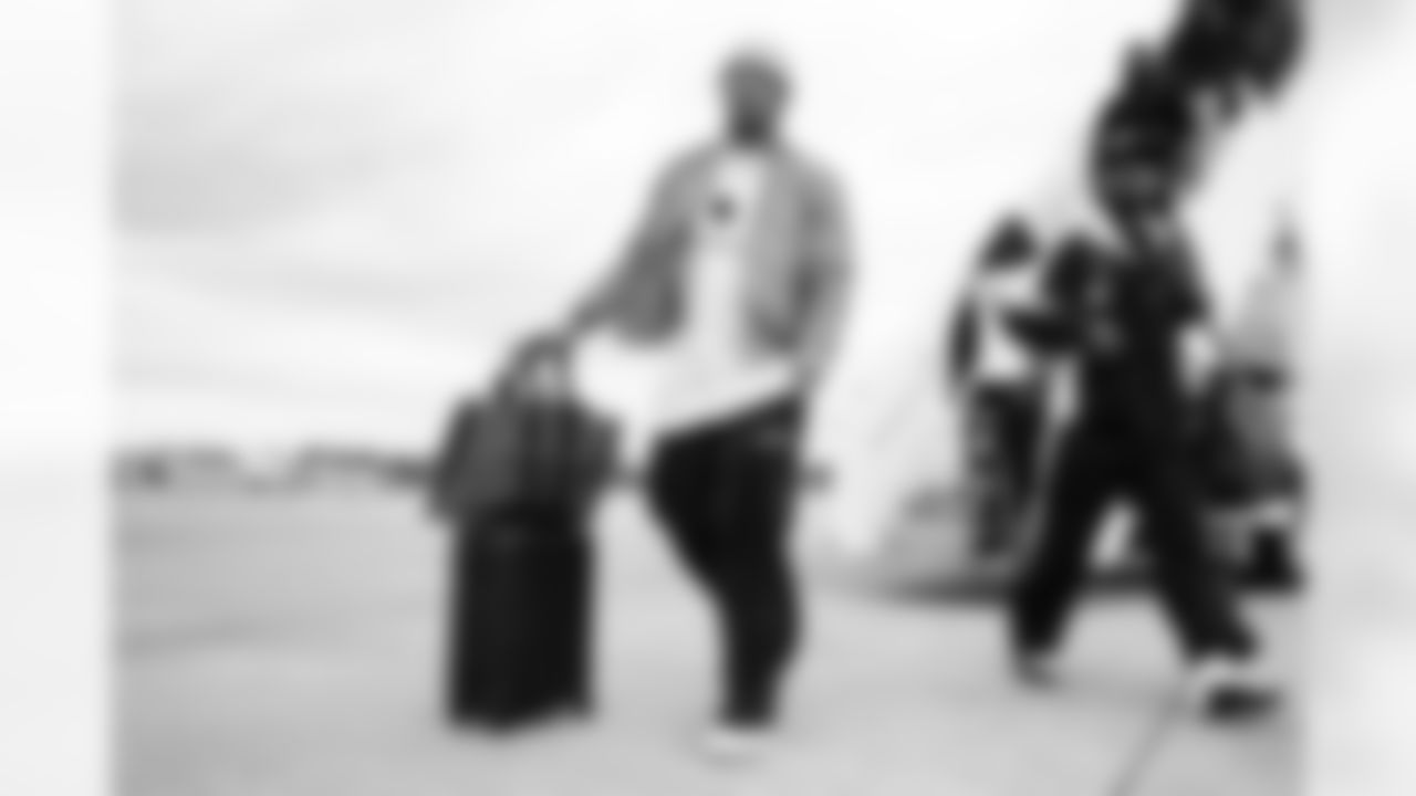 CB DJ Turner II arrives in Pittsburgh ahead of Week 11 against the Steelers, Saturday, Nov. 15, 2025.