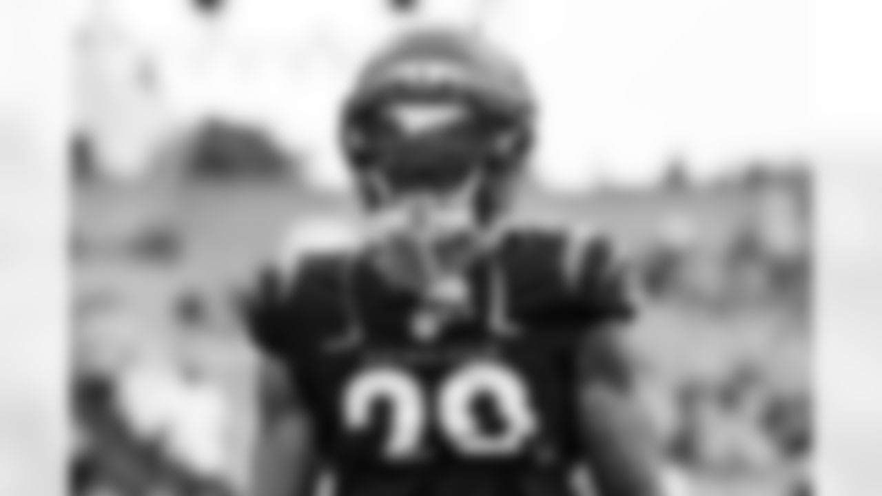 CB DJ Turner II ahead of Week 9 against the Chicago Bears, Sunday, Nov. 2, 2025.