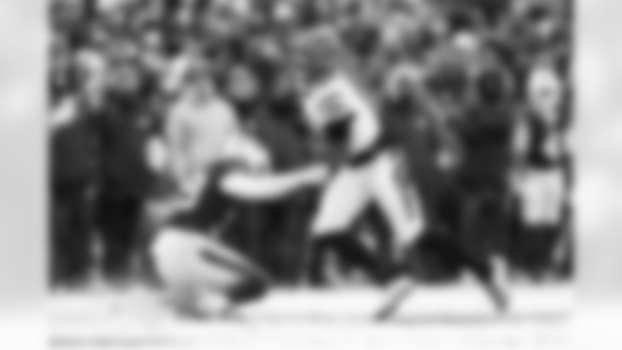 WR Ja'Marr Chase jukes a defender during Week 14 against the Buffalo Bills, Sunday, Dec. 7, 2025.