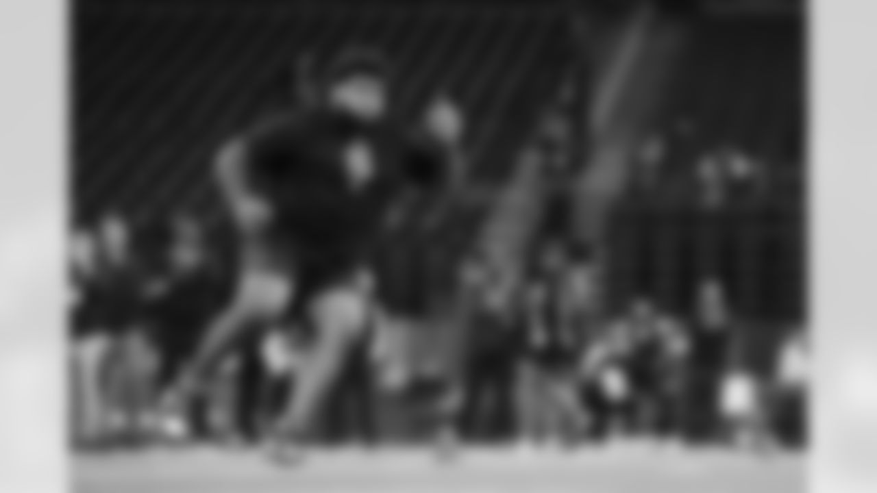 Miami offensive lineman Anez Cooper (15) participates in a drillduring the 2026 NFL Scouting Combine on Sunday, March 1, 2026 in Indianapolis, Indiana. (Cooper Neill/NFL)