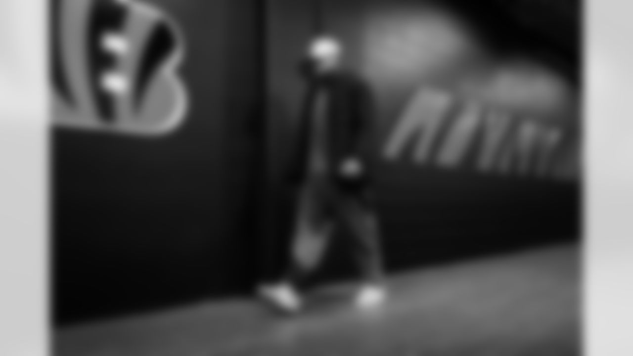 TE Noah Fant arrives at Paycor Stadium ahead of Week 15 against the Baltimore Ravens, Sunday, Dec. 14, 2025.