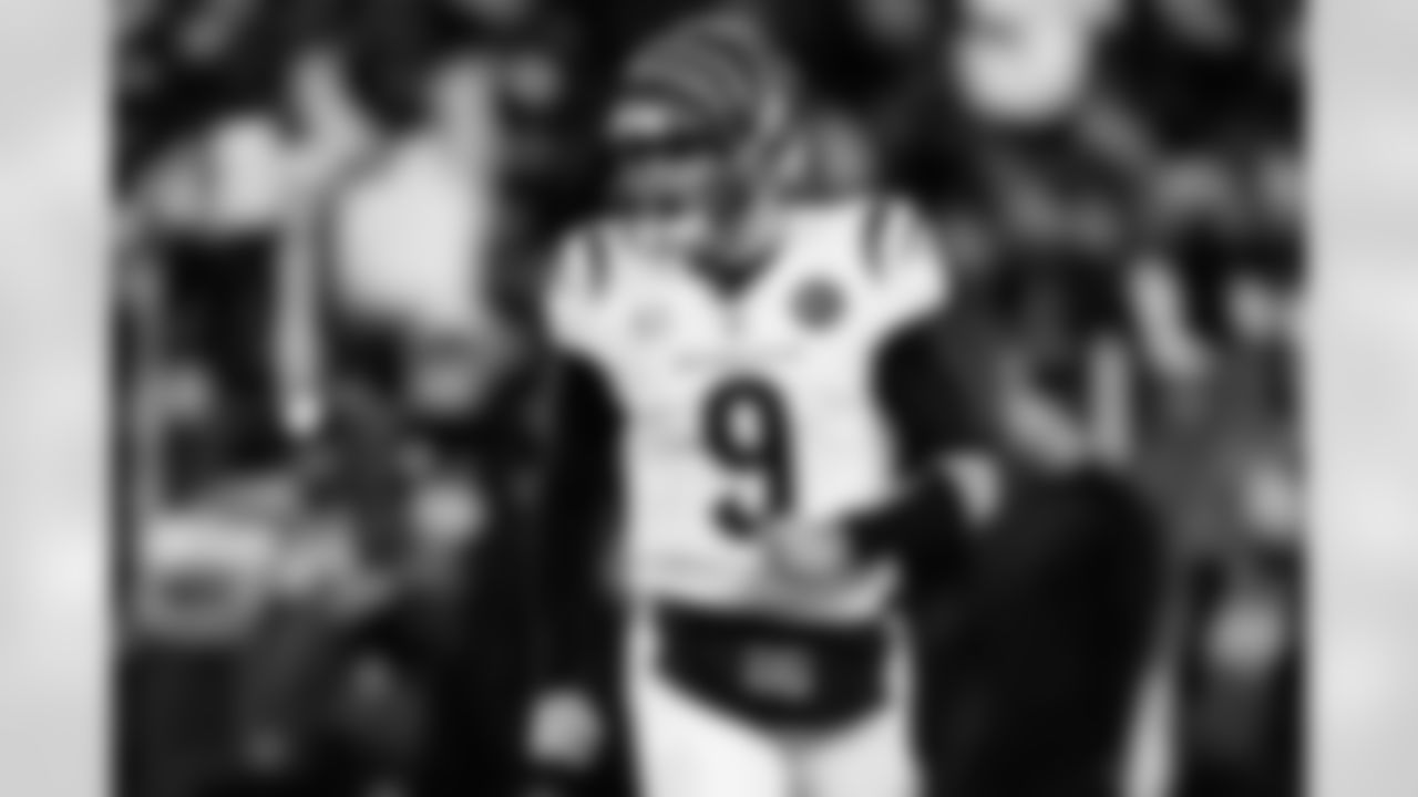 QB Joe Burrow celebrates a play during Thanksgiving Week 13 against the Baltimore Ravens, Thursday, Nov. 27, 2025.