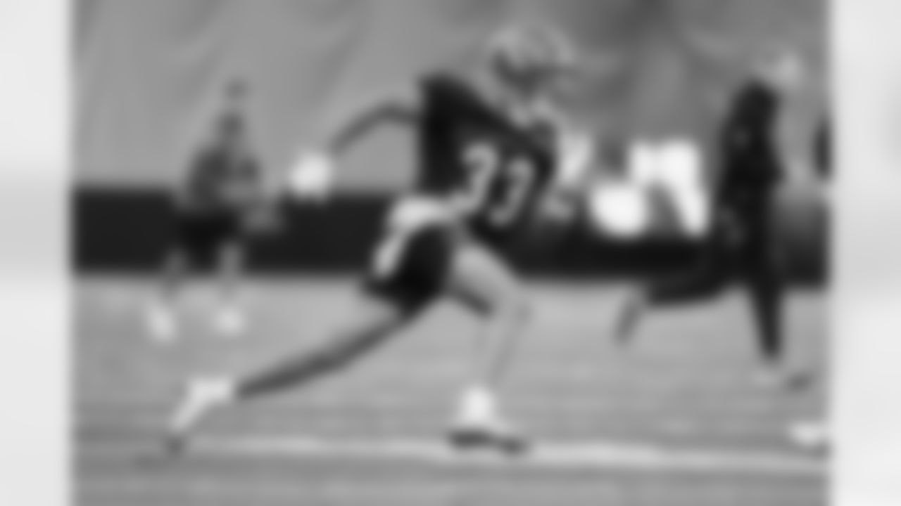 S Daijahn Anthony during practice at the IEL Indoor Facility, Thursday, Dec. 18, 2025.