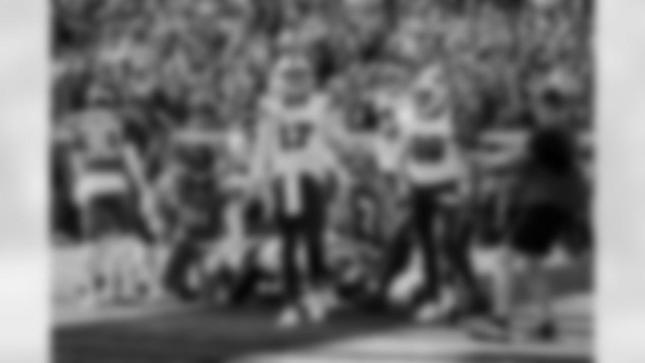 Buffalo Bills vs Jacksonville Jaguars, Wild Card Weekend, January 11, 2026 at EverBank Stadium.