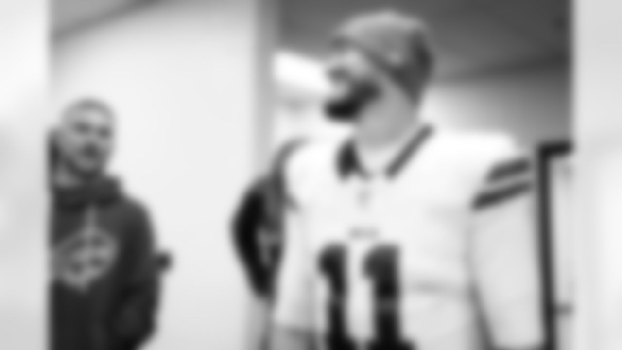 Pittsburgh Steelers vs Buffalo Bills, Regular Season, November 28, 2025 at Acrisure Stadium.