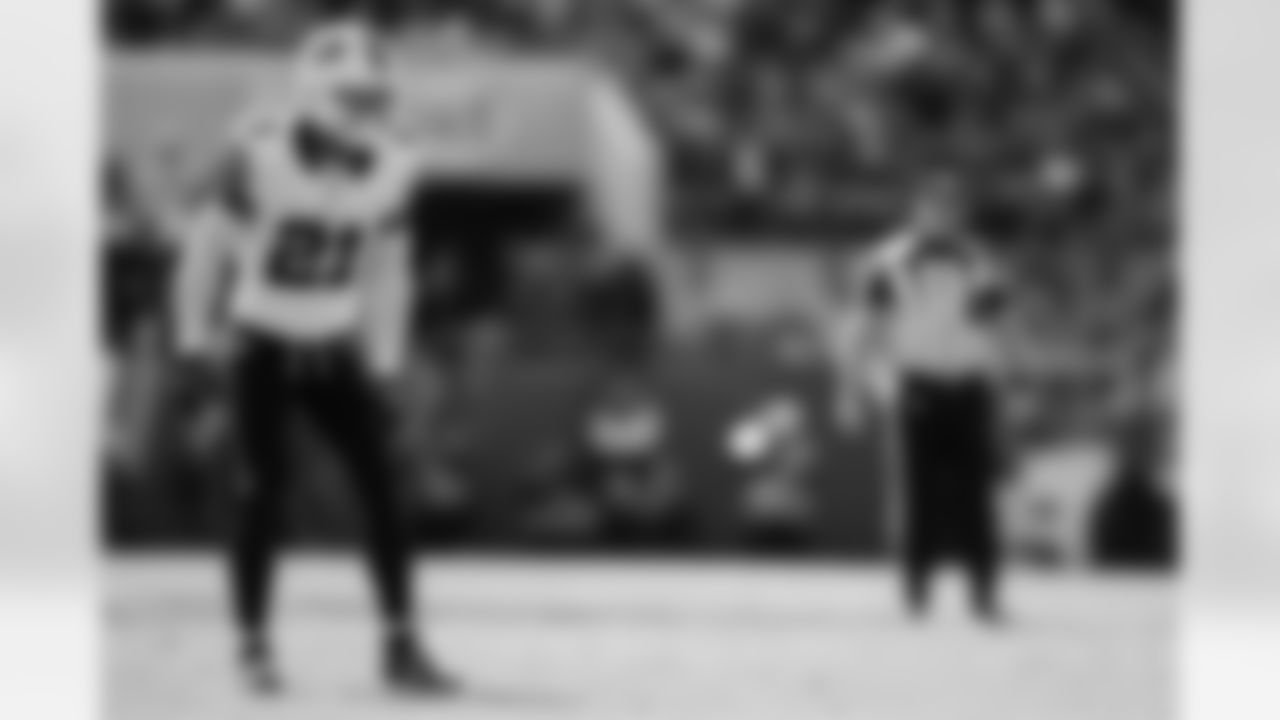 Buffalo Bills vs Jacksonville Jaguars, Wild Card Weekend, January 11, 2026 at EverBank Stadium.