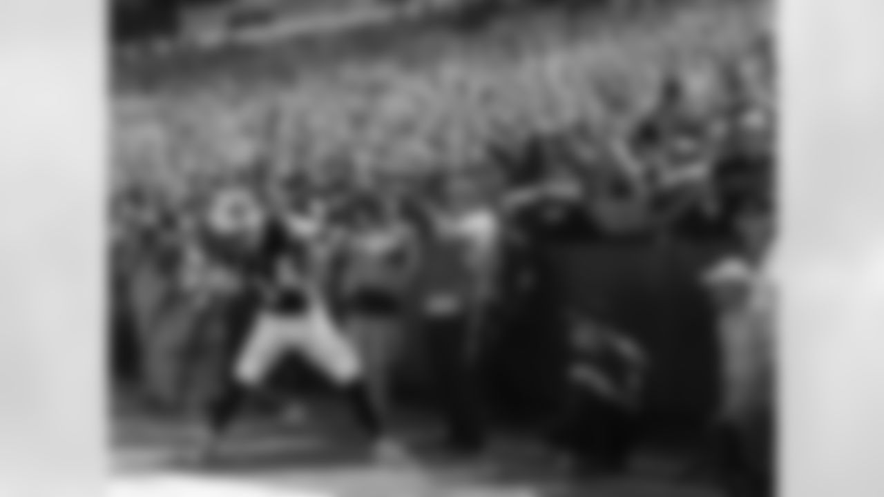 Buffalo Bills vs Miami Dolphins, Regular Season, October 01, 2023 at Highmark Stadium.