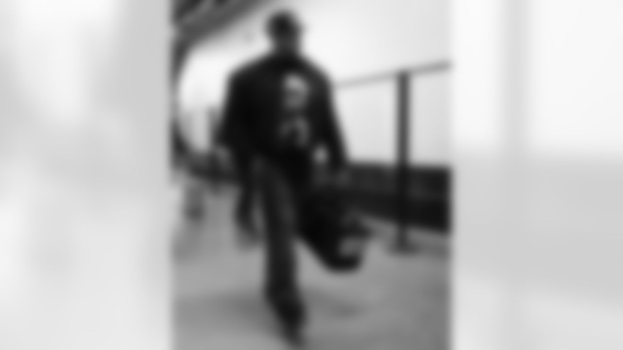 Cleveland Browns vs Buffalo Bills, Regular Season, December 21, 2025 at Huntington Bank Field.