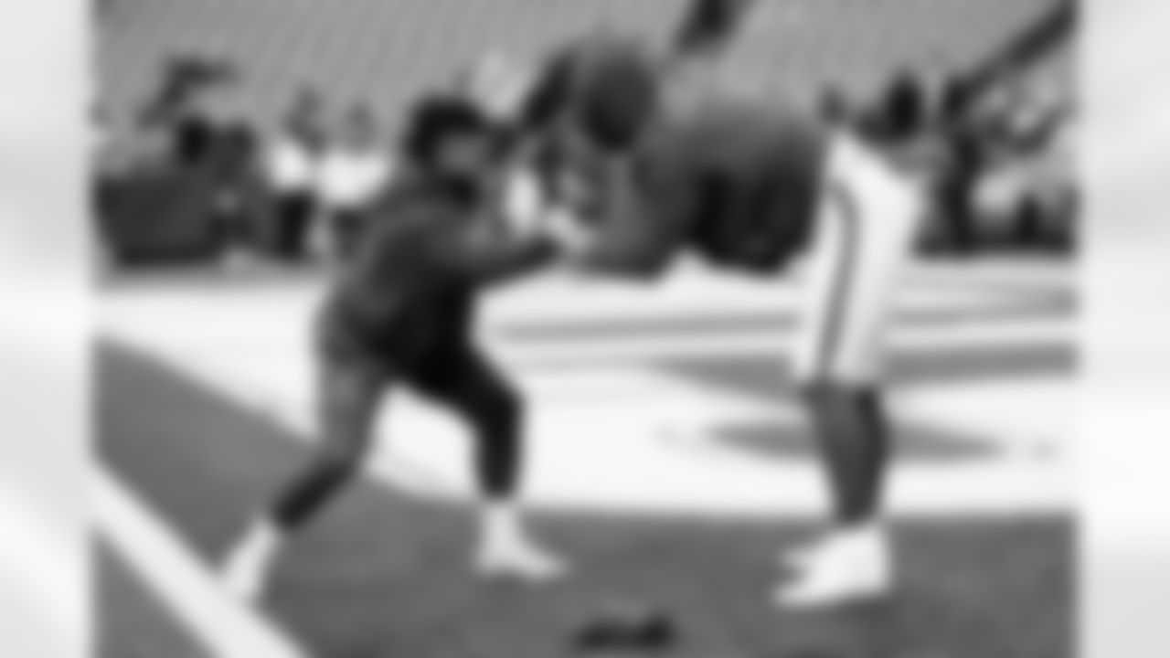 Buffalo Bills vs Tampa Bay Buccaneers, Regular Season, November 16, 2025 at Highmark Stadium.