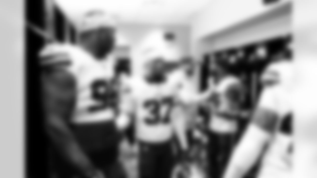 Buffalo Bills vs Jacksonville Jaguars, Wild Card Weekend, January 11, 2026 at EverBank Stadium.