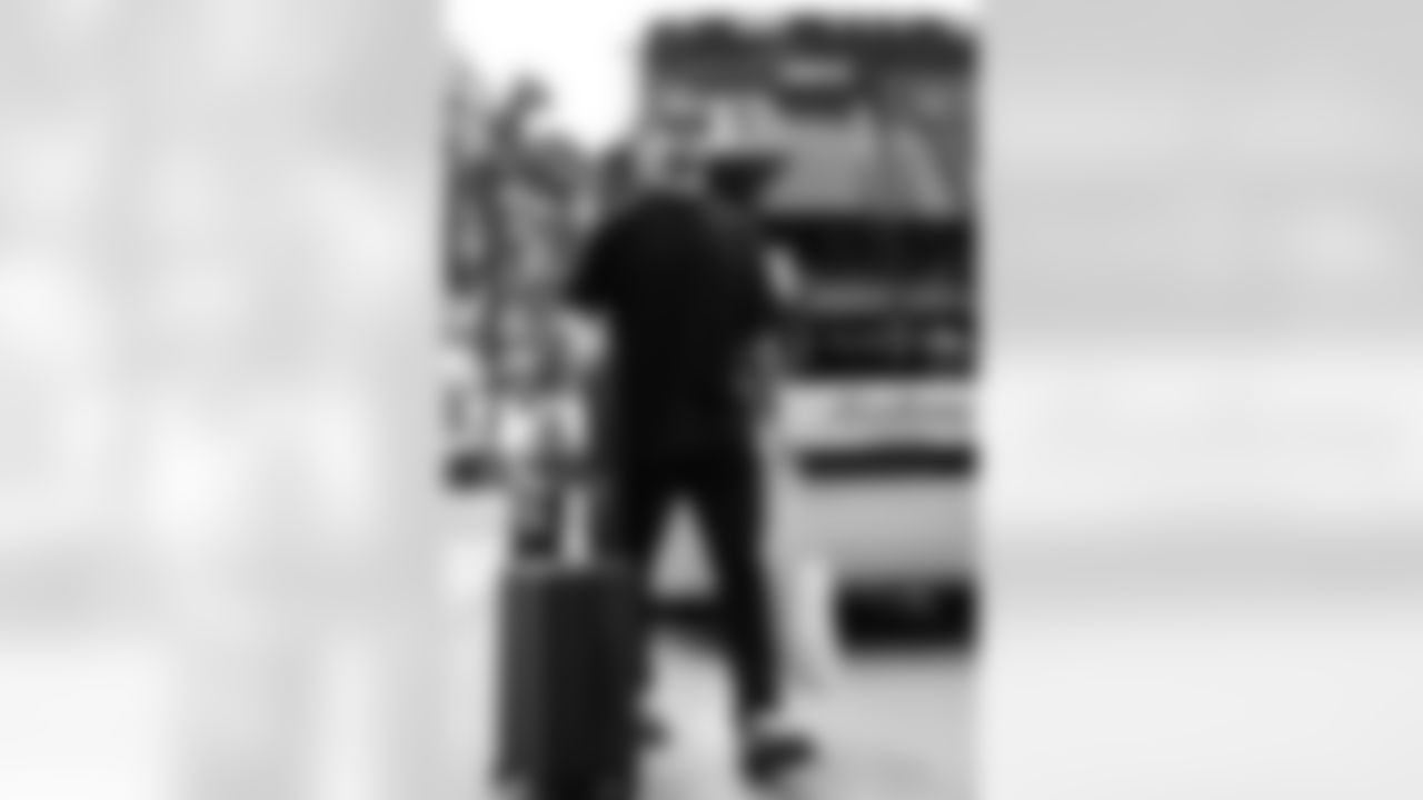 Miami Dolphins vs Buffalo Bills, Regular Season, November 09, 2025 at Hard Rock Stadium.