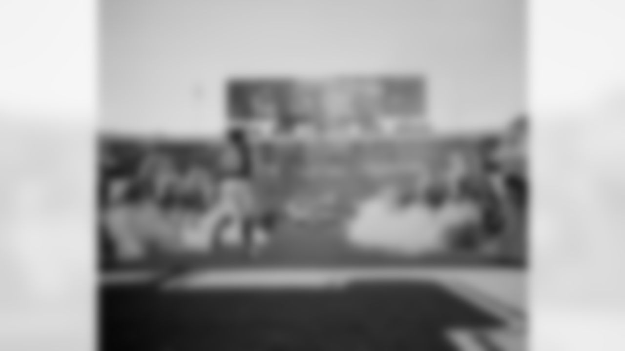 Buffalo Bills vs Kansas City Chiefs, Regular Season, November 03, 2025 at Highmark Stadium.