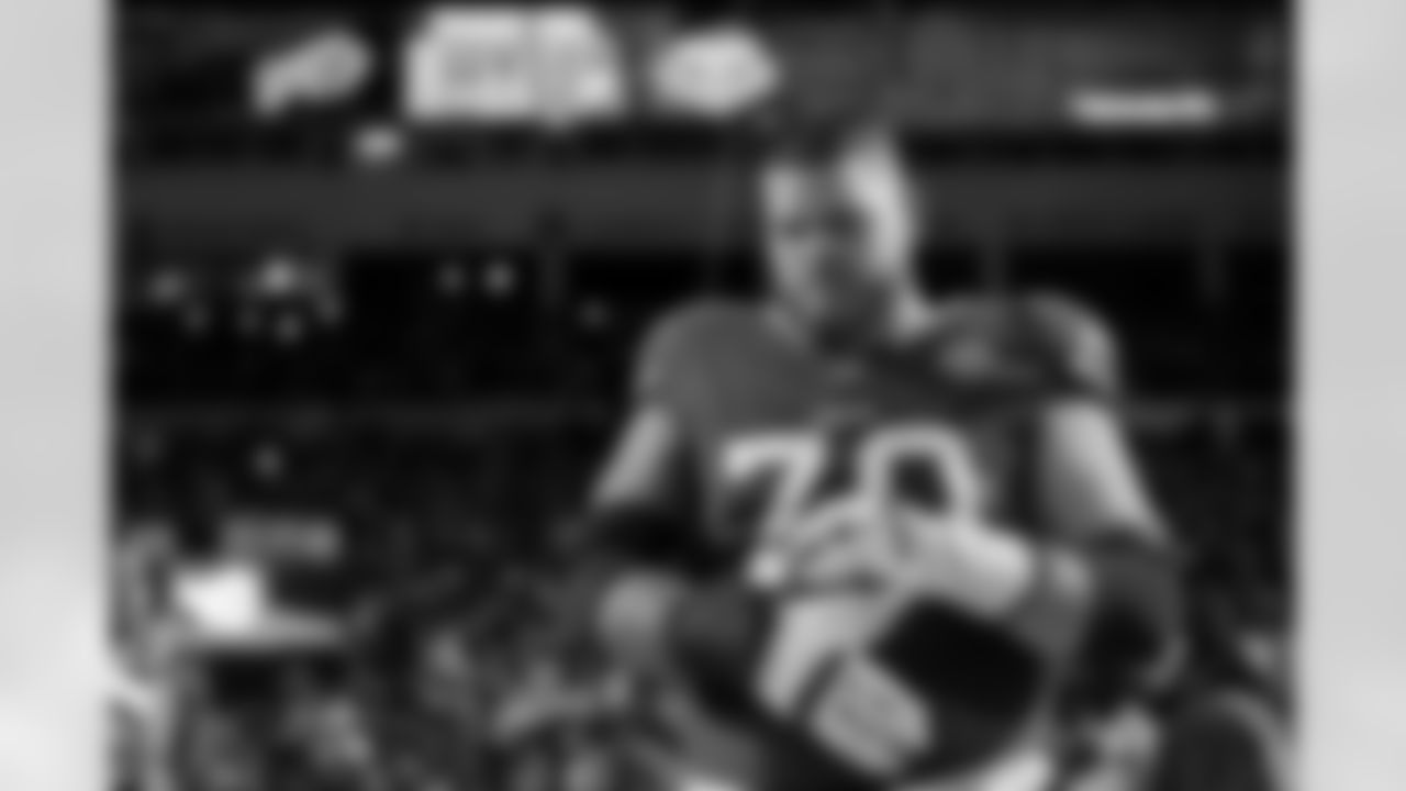 Buffalo Bills vs New York Jets, Regular Season, January 04, 2026 at Highmark Stadium.