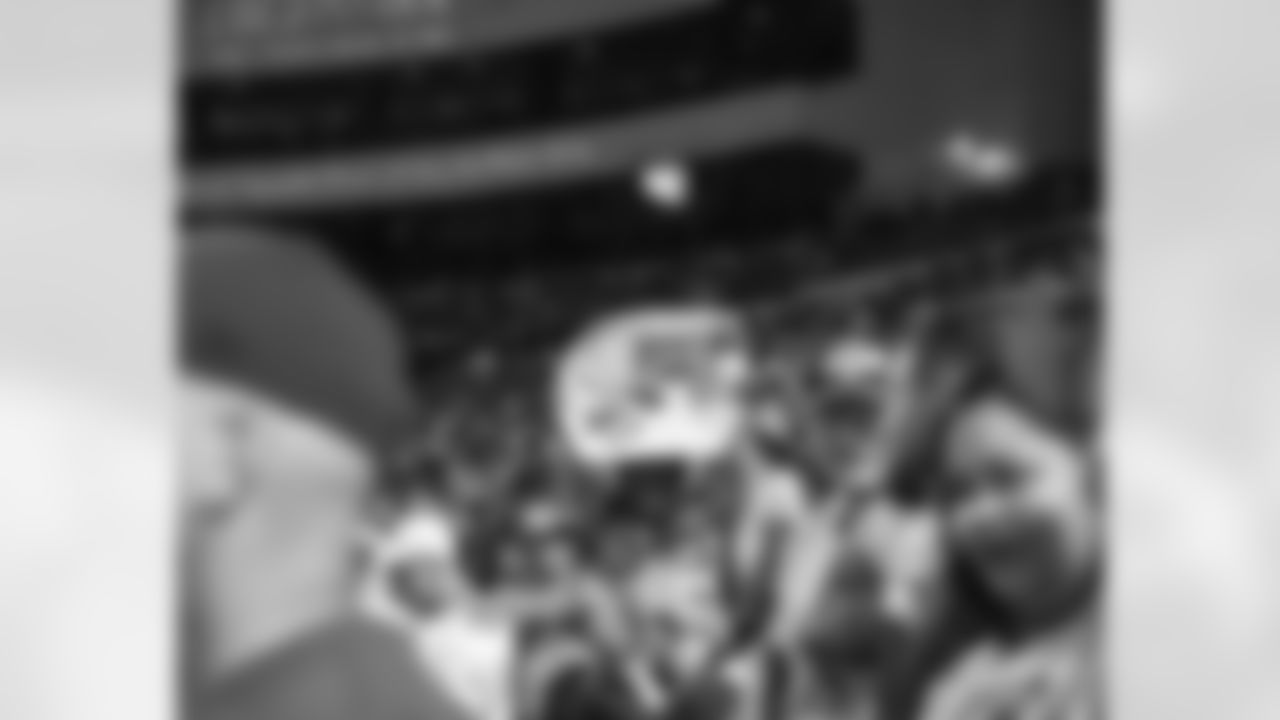 Buffalo Bills vs Miami Dolphins, Regular Season, September 17, 2025 at Highmark Stadium.