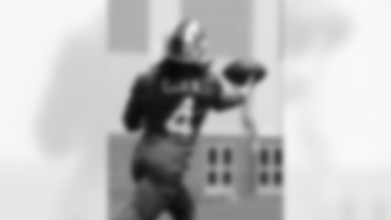James Cook (4). Buffalo Bills Mandatory Minicamp, June 11, 2025 at the Buffalo Bills Training Center.