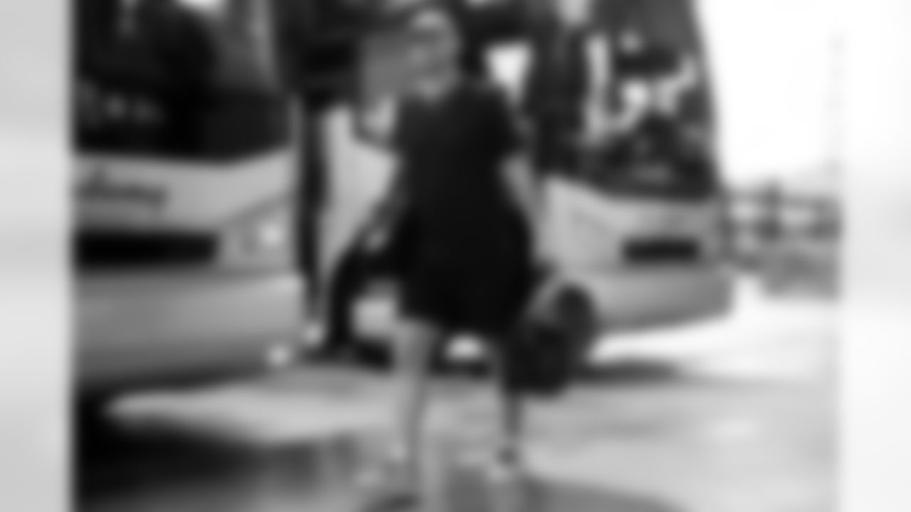 Miami Dolphins vs Buffalo Bills, Regular Season, September 12, 2024 at Hard Rock Stadium.