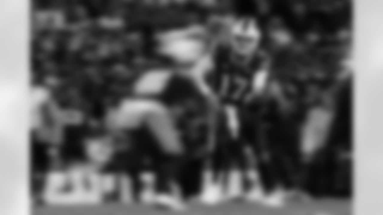 Josh Allen (17). Buffalo Bills vs Baltimore Ravens, Regular Season, September 07, 2025 at Highmark Stadium.