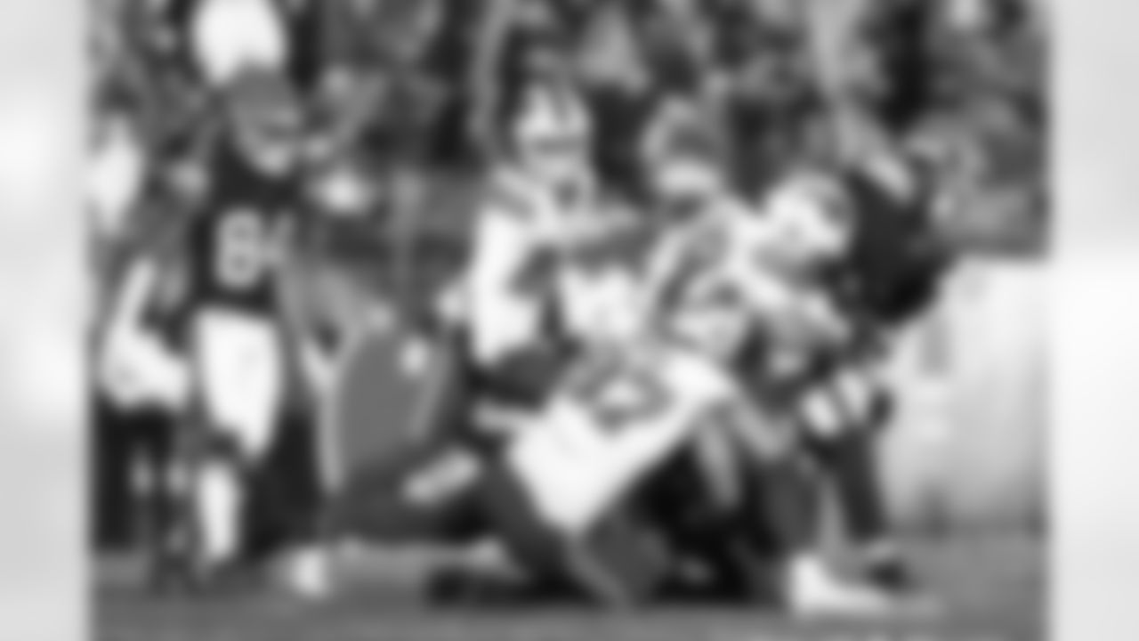 Cleveland Browns vs Buffalo Bills, Regular Season, December 21, 2025 at Huntington Bank Field.