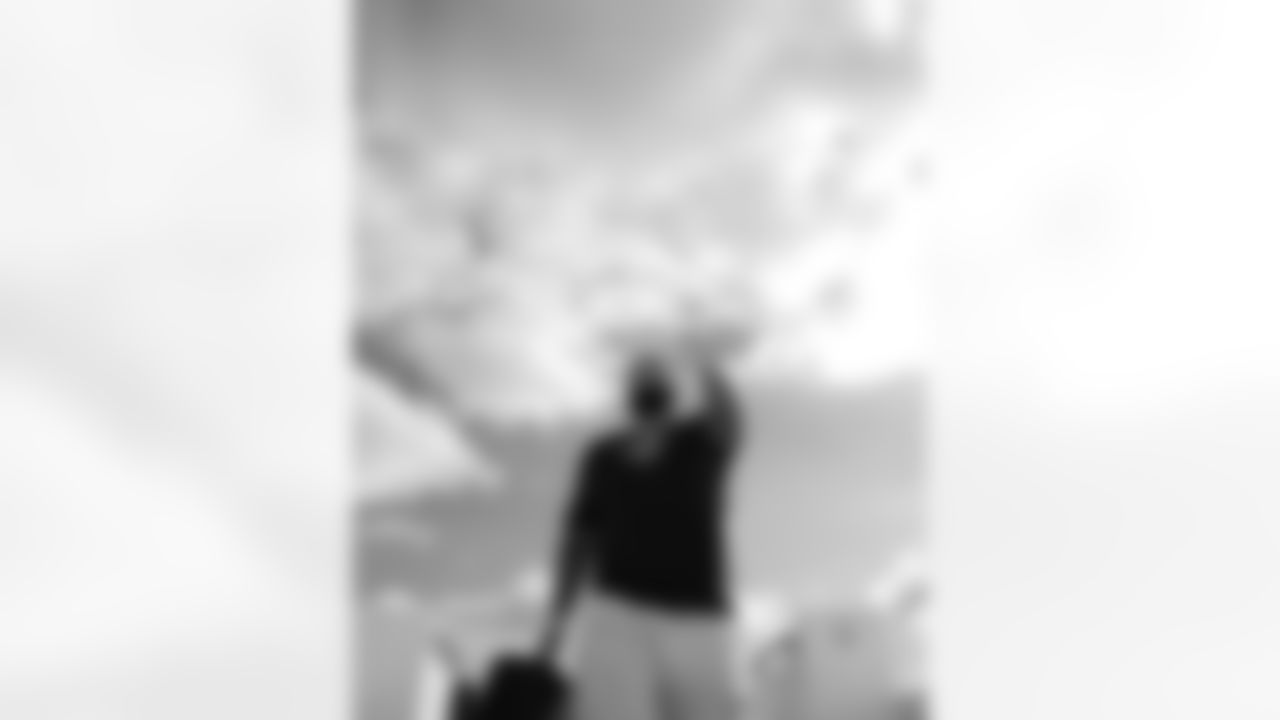 DaQuan Jones (92). Buffalo Bills Travel to Houston, November 19, 2025 at Buffalo Niagara International Airport.