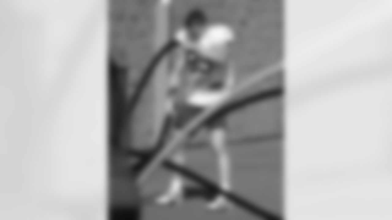 Jackson Hawes (85). Buffalo Bills Training Camp, August 27, 2025 at Buffalo Bills Training Facility.