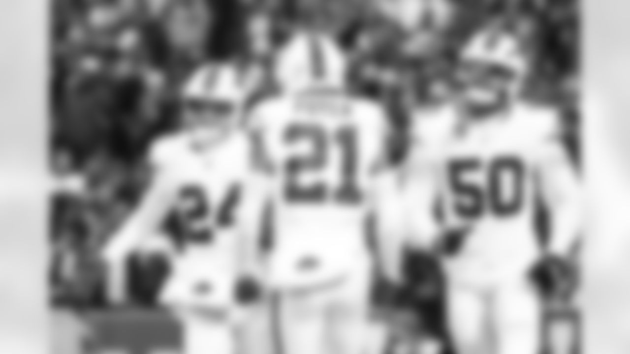 Buffalo Bills vs Tampa Bay Buccaneers, Regular Season, November 16, 2025 at Highmark Stadium.