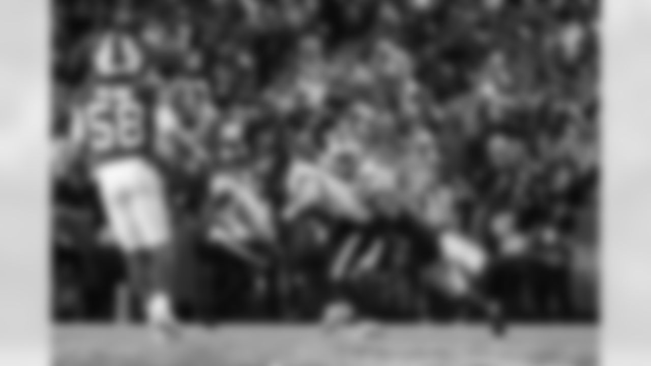 Buffalo Bills vs Philadelphia Eagles, Regular Season, December 28, 2025 at Highmark Stadium.