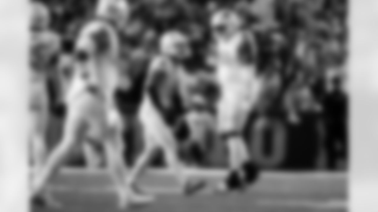 Buffalo Bills vs New England Patriots, Regular Season, October 05, 2025 at Highmark Stadium.