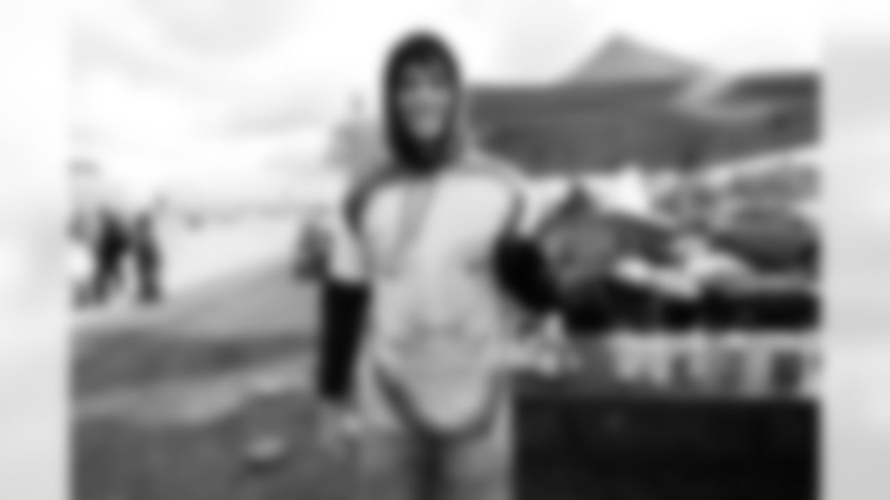 Buffalo Bills vs Tampa Bay Buccaneers, Regular Season, November 16, 2025 at Highmark Stadium.