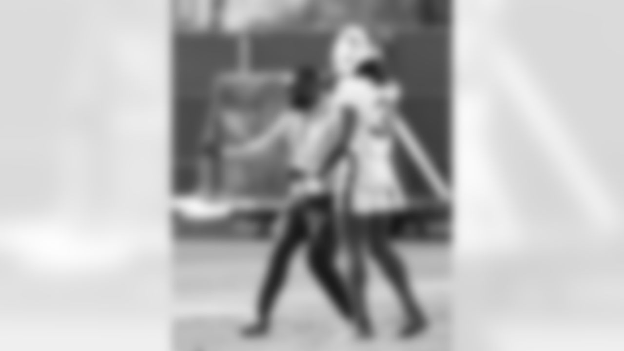 Jahmile Addae, Maxwell Hairston (31). Buffalo Bills Week 9 Practice, October 29, 2025 at the Buffalo Bills Training Center.