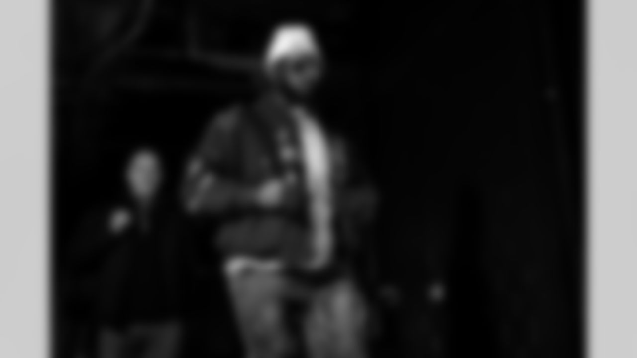 New England Patriots vs Buffalo Bills, Regular Season, December 14, 2025 at Gillette Stadium.