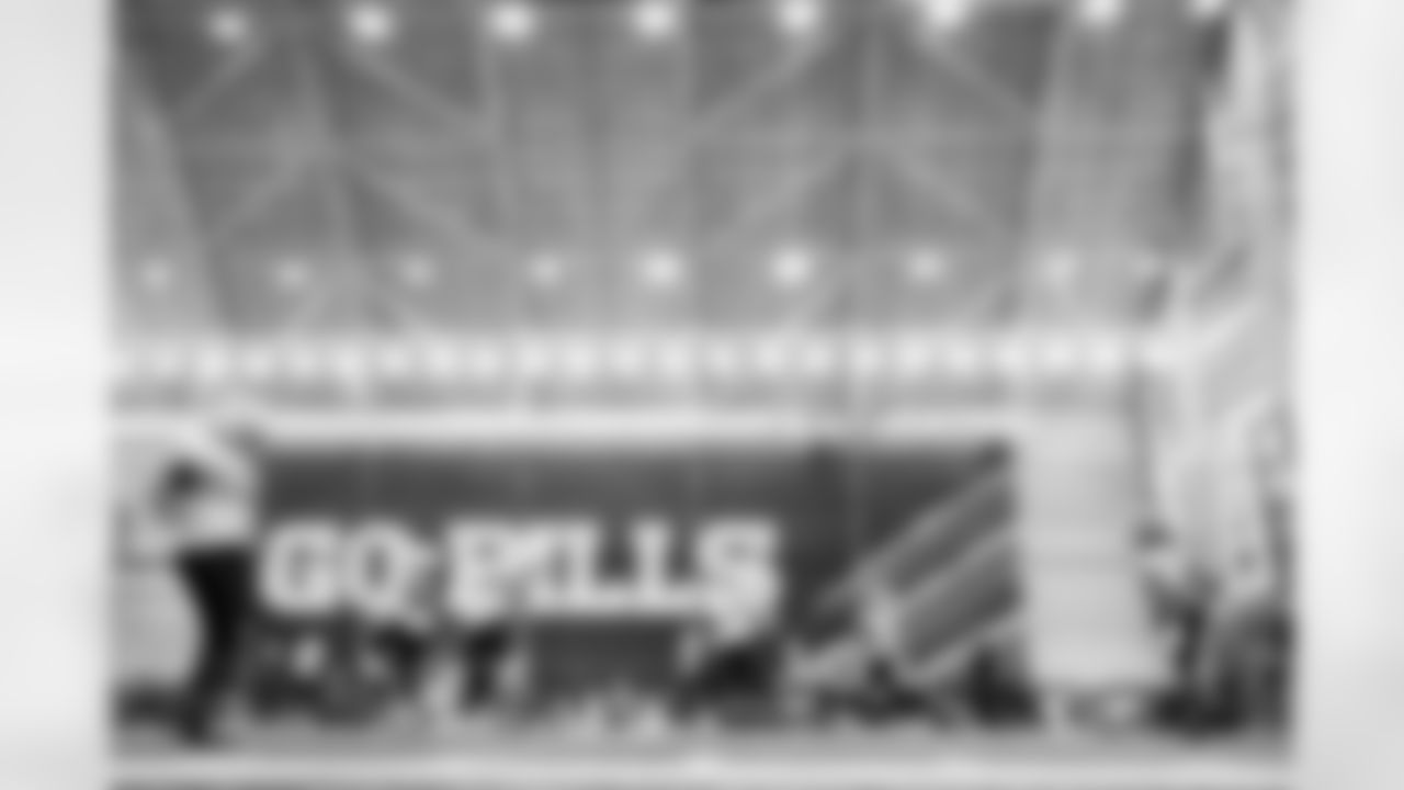 /b. Buffalo Bills Week 14 Practice, December 04, 2025 at Buffalo Bills Training Center.