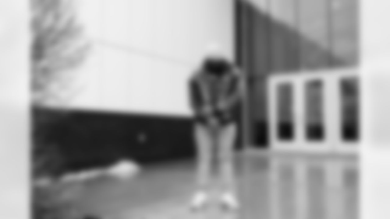 Buffalo Bills vs Philadelphia Eagles, Regular Season, December 28, 2025 at Highmark Stadium.